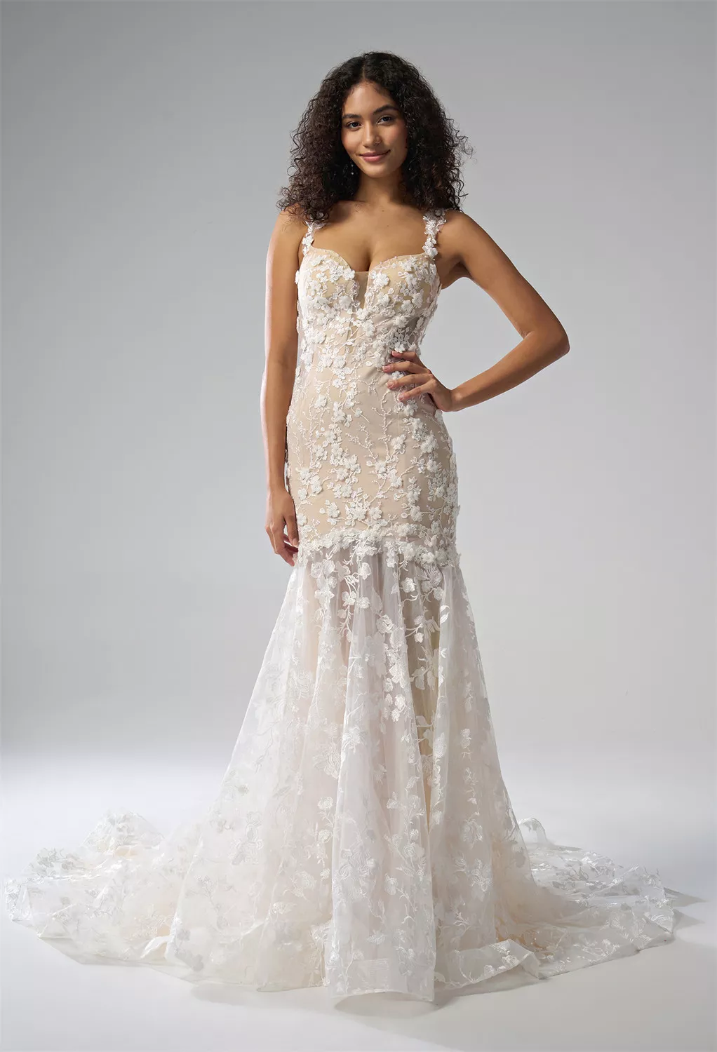 AW Ikhshid Wedding Dress