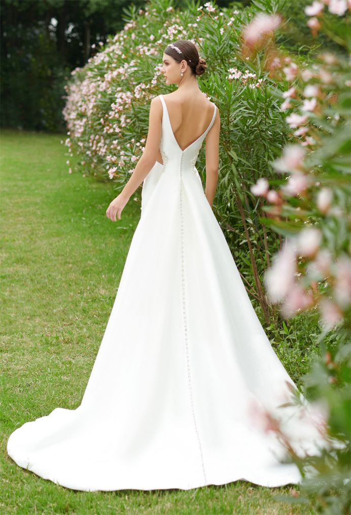 AW Gurkhan Wedding Dress