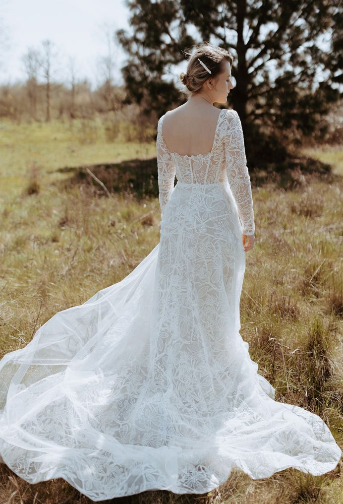AW Lucine Wedding Wedding Dresses image5