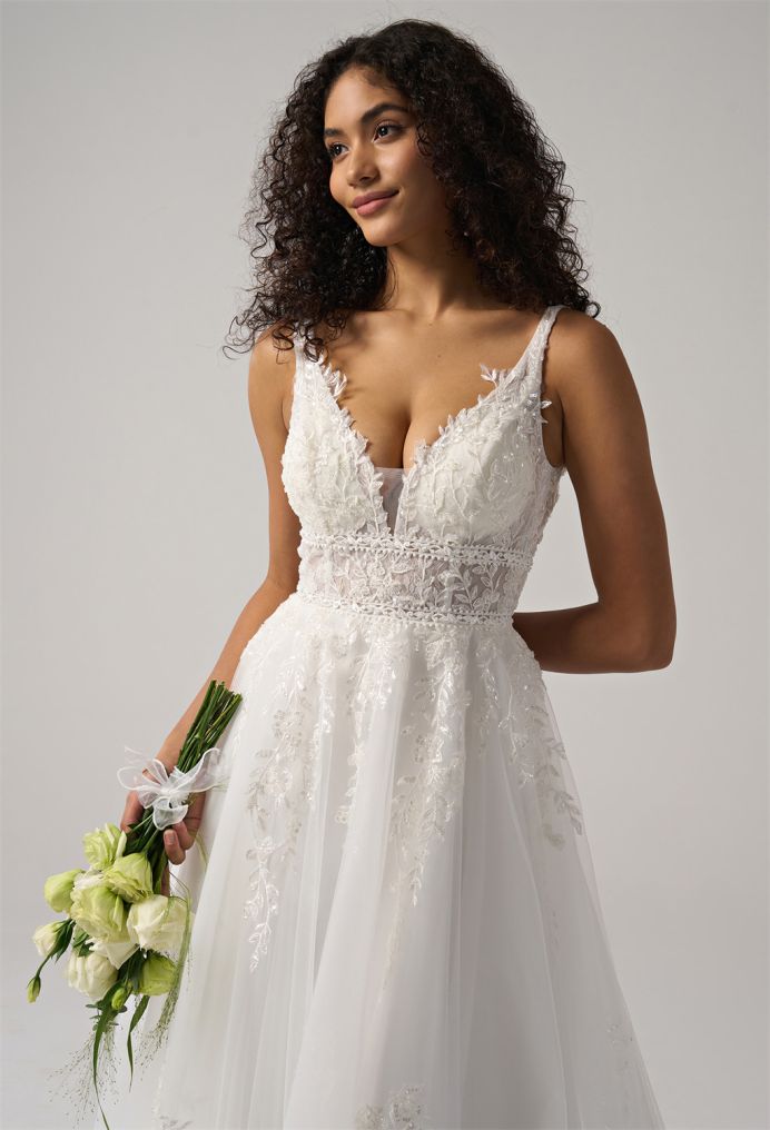 AW Inayah Wedding Wedding Dresses image3