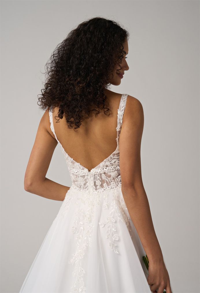 AW Inayah Wedding Wedding Dresses image4
