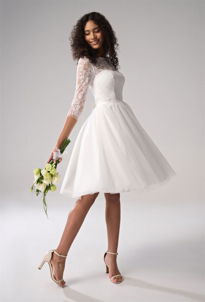AW Thistle Wedding Wedding Dresses image3