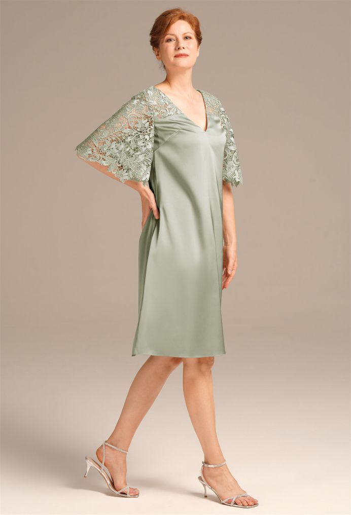 AW Lynne Mother of the Bride Dresses image3