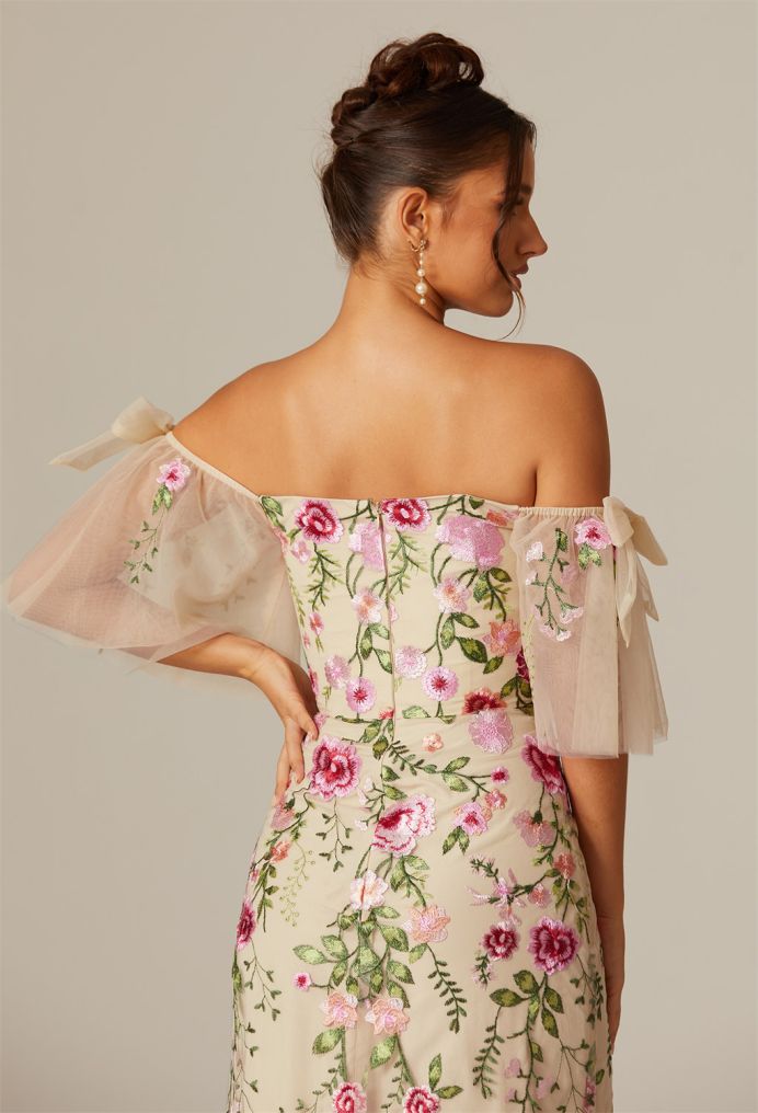 AW Carmelita Wedding Dresses image4