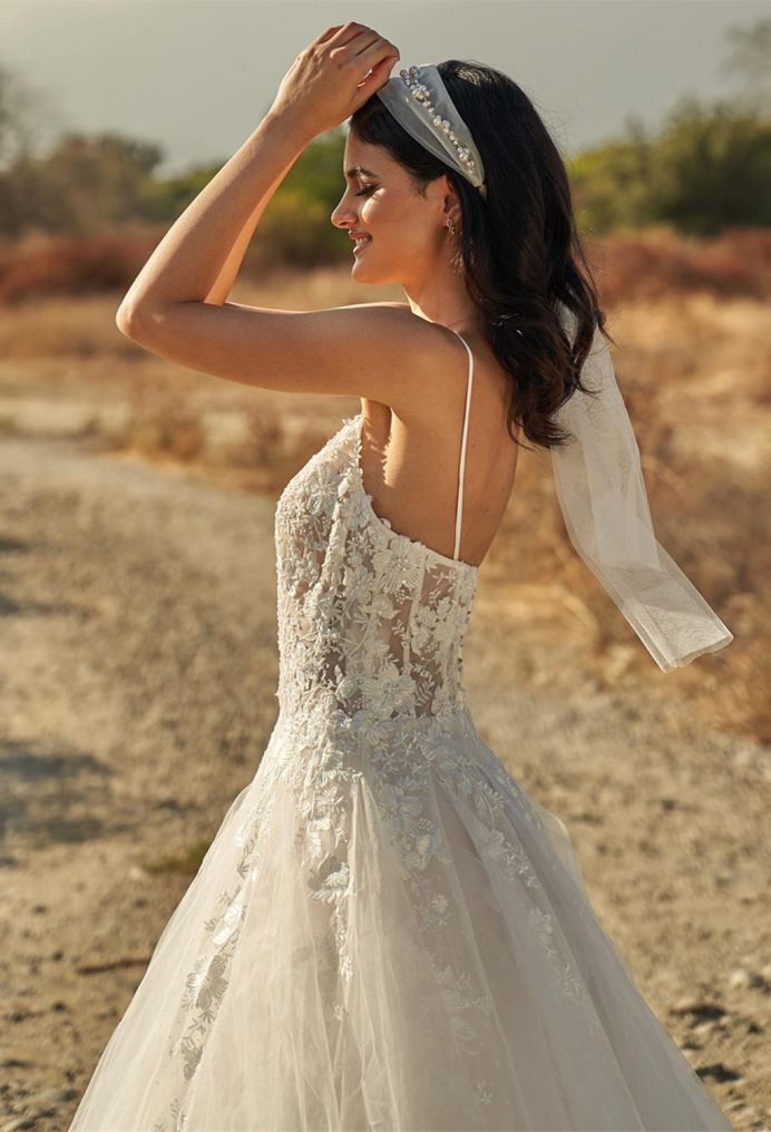AW Lucia Wedding Wedding Dresses image7