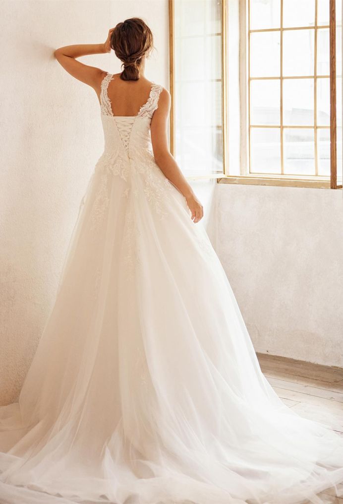 AW Rhoda Wedding Wedding Dresses image5