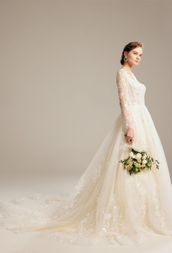 AW Shah Wedding Wedding Dresses image6