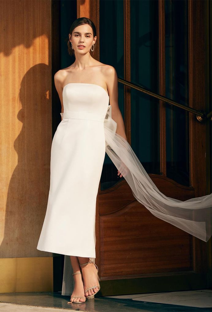 AW Mezzo Wedding Wedding Dresses image3