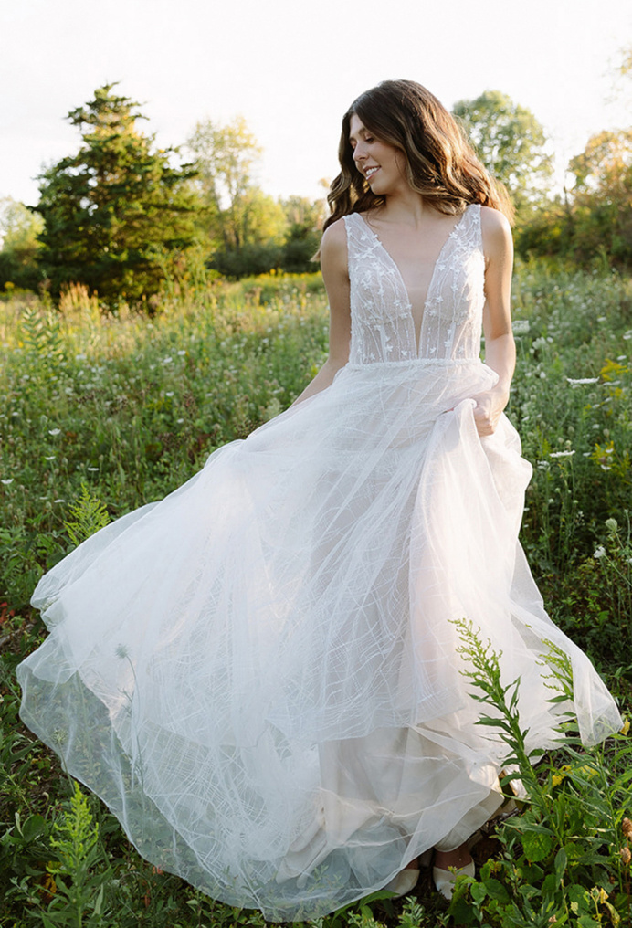AW Lindy Wedding Dress