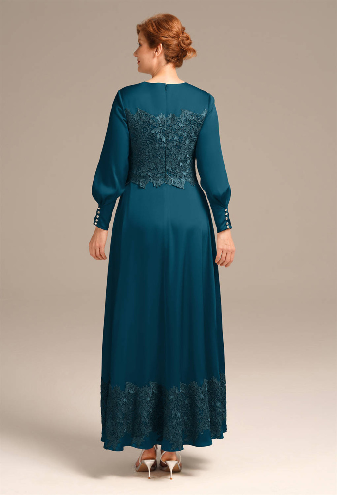 AW Caliph Dress